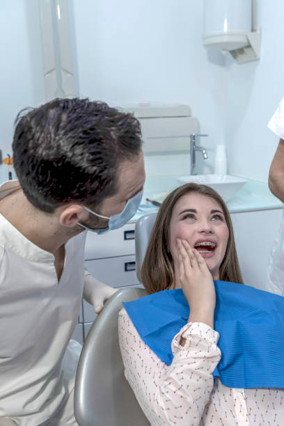 Best Emergency Tooth Extraction in Vinton, VA
